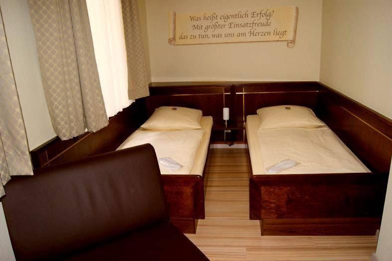 Hotel Am Wilhelmsplatz Stuttgart Phòng bức ảnh