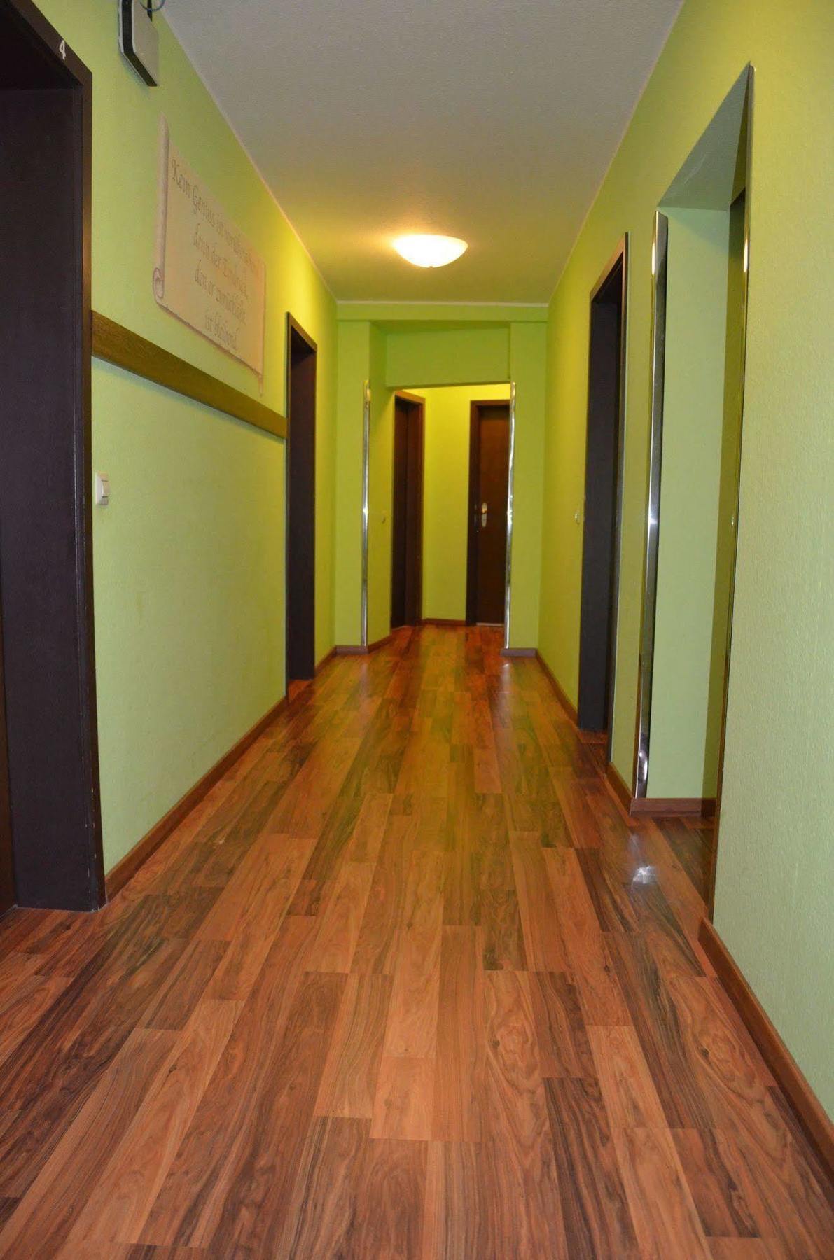 Hotel Am Wilhelmsplatz Stuttgart Ngoại thất bức ảnh