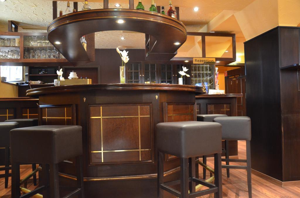 Hotel Am Wilhelmsplatz Stuttgart Ngoại thất bức ảnh